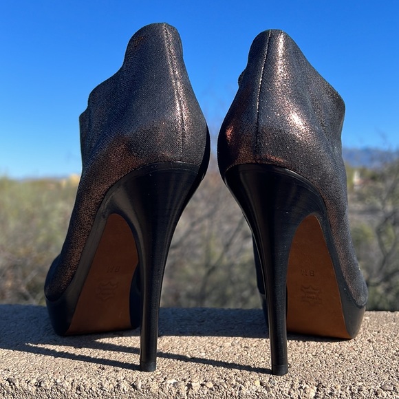 GORGEOUS New Donald J Pliner Metallic Bronze Stiletto Leather Booties 😍 - Picture 17 of 17